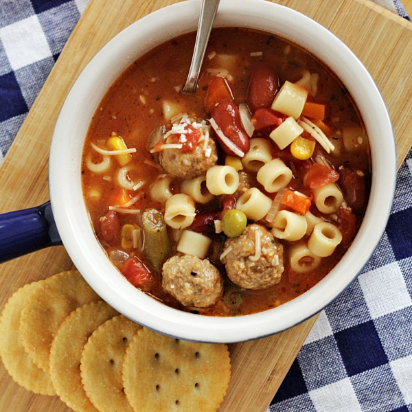 Mindless Meatball Minestrone