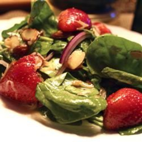 Spinach and Strawberry Daiquiri Salad