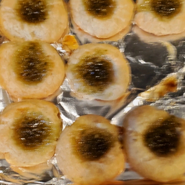 Cheesy Thumbprint Appetizers with Hot Pepper Jelly