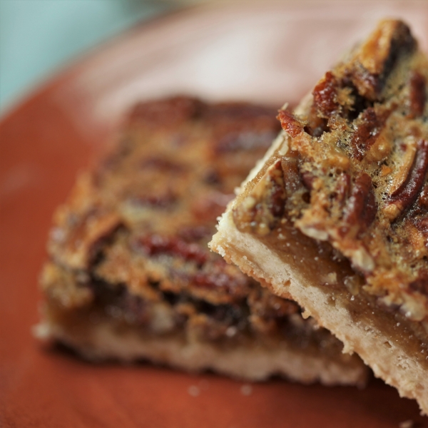 Southern Pecan Pie Bars