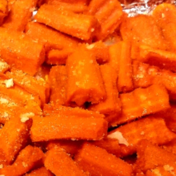 Roasted Parmesan-Garlic Carrots