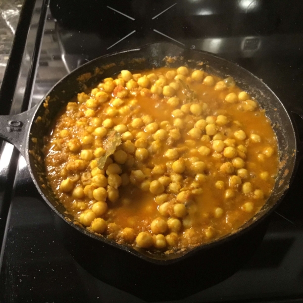 Chana Masala (Savory Indian Chick Peas)