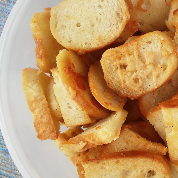 Salt and Garlic Bagel Chips