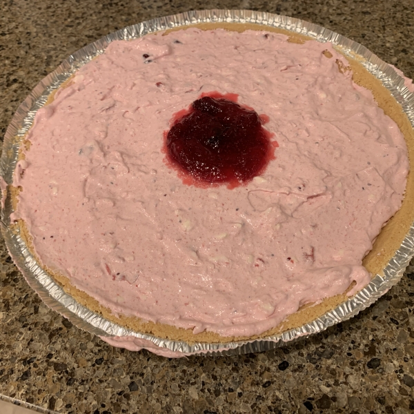 Cassie's Frozen Cranberry Pie