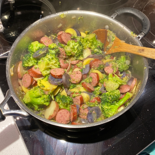 Easy Kielbasa Skillet Dinner