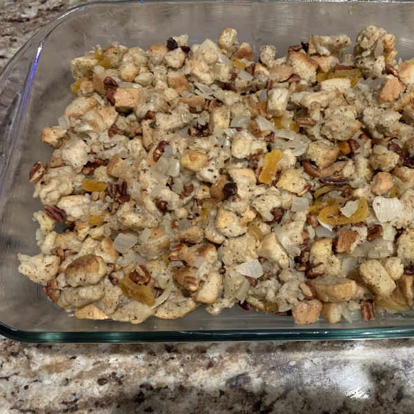 Pecan and Apricot Sourdough Bread Stuffing