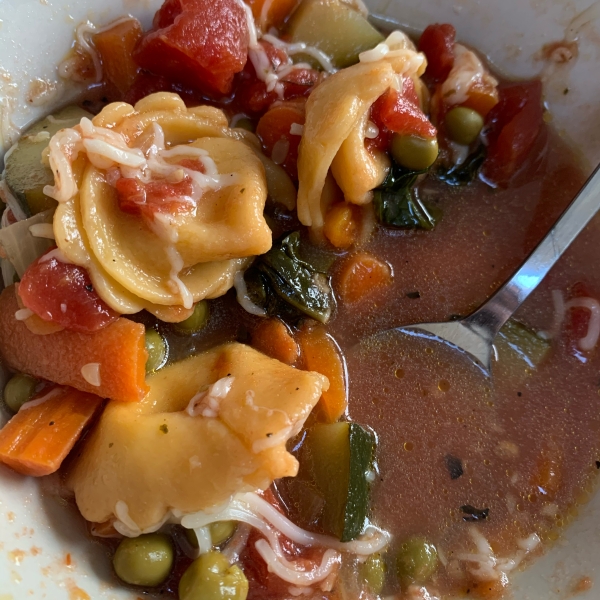 Mom's Italian Tortellini Soup