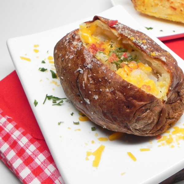 Easy Air Fryer Baked Potatoes