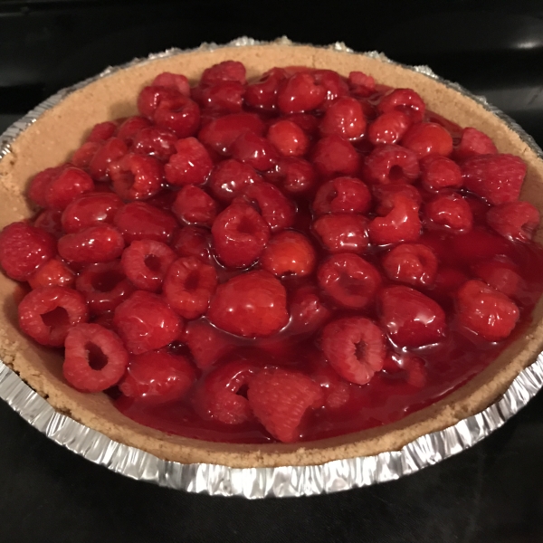 Maggie's Fresh Raspberry Pie