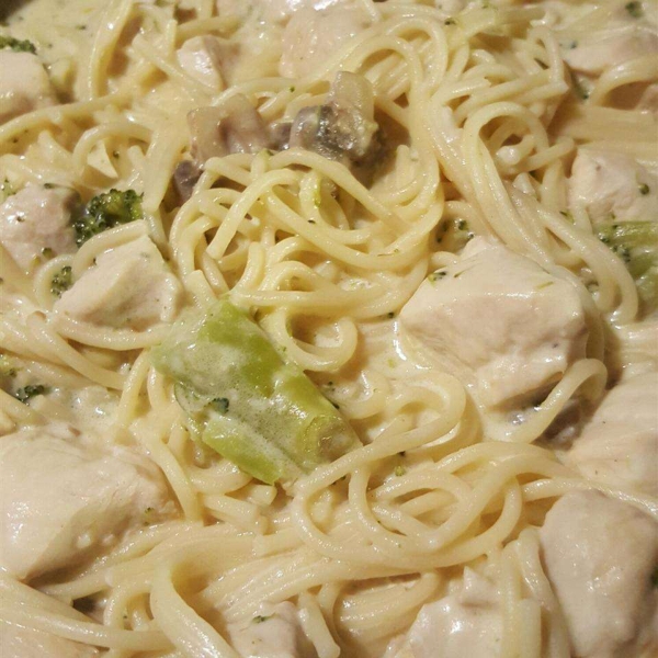 Chicken Linguine a la Me