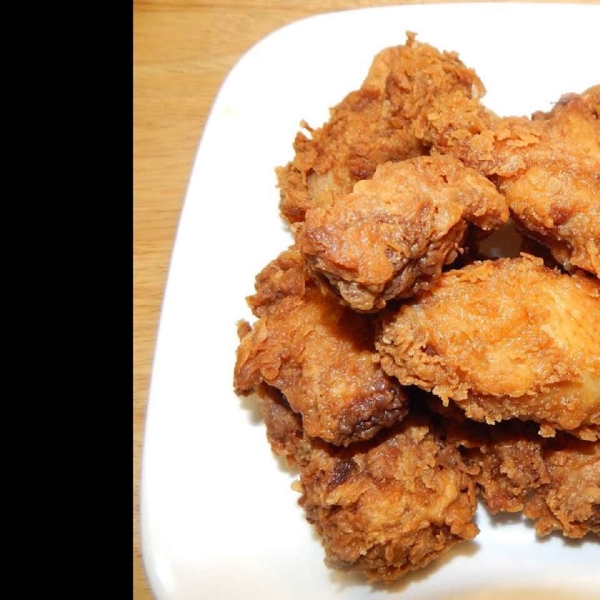 Buttermilk Fried Chicken Wings recipe - Easy Cook Find