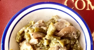 Easy Creamy Canned Green Beans and Mushrooms