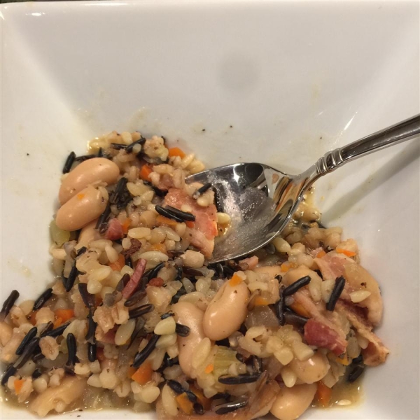 Zuppa di Orzo e Fagioli (Bean and Barley Soup)