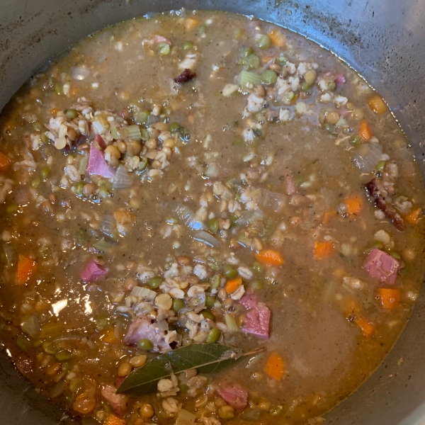 The Best Bean and Ham Soup