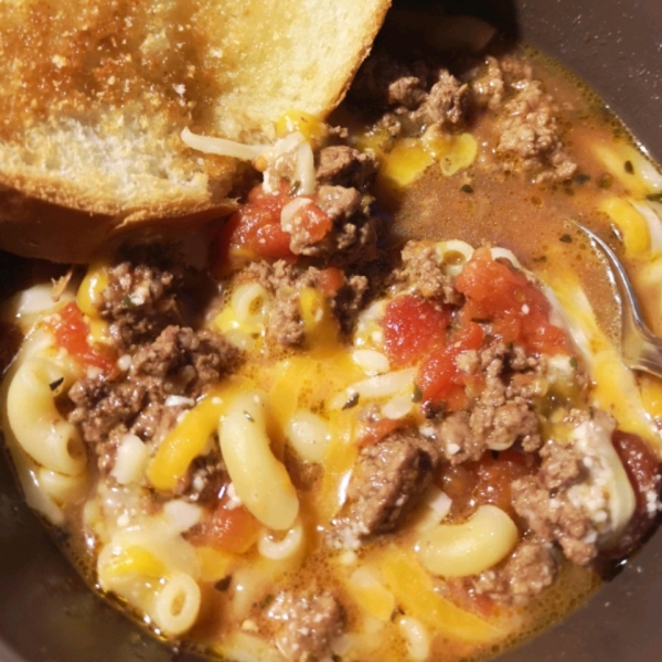 Hearty Beef Lasagna Soup