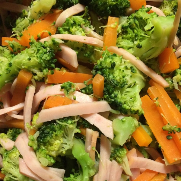 Steamed Broccoli and Carrots with Lemon