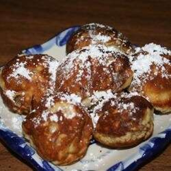 Laura's Famous Aebleskiver