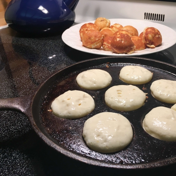 Laura's Famous Aebleskiver