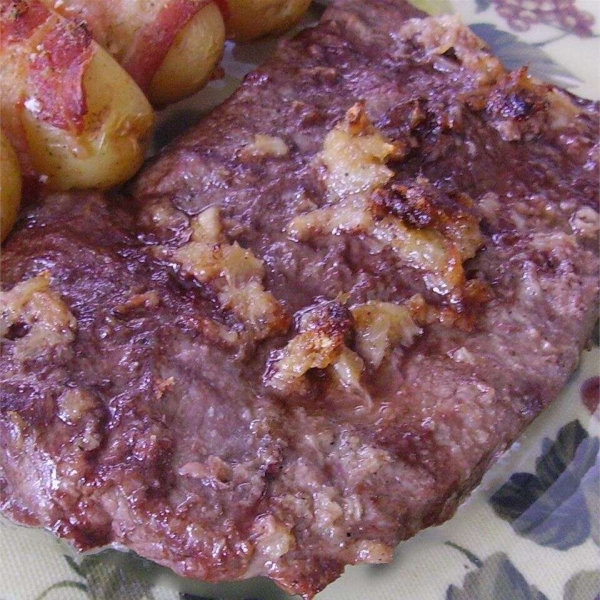 Roasted Garlic Flat Iron Steak