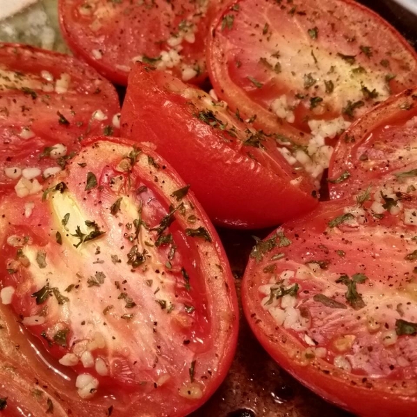 Roasted Roma Tomatoes and Garlic