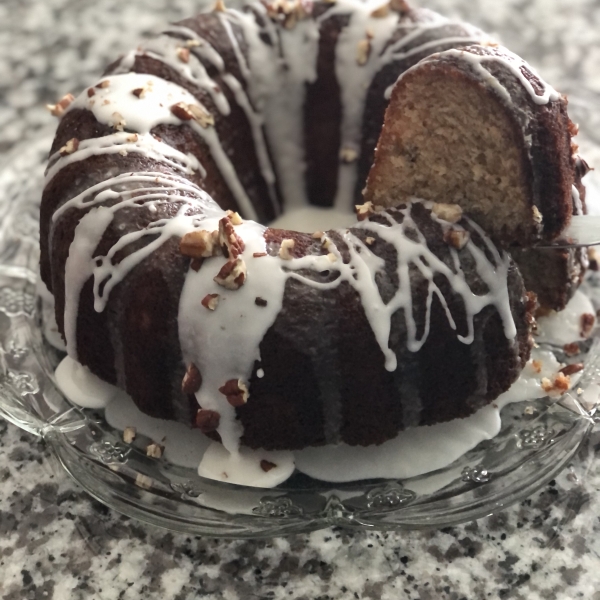 Maui Banana Cream Tube Cake