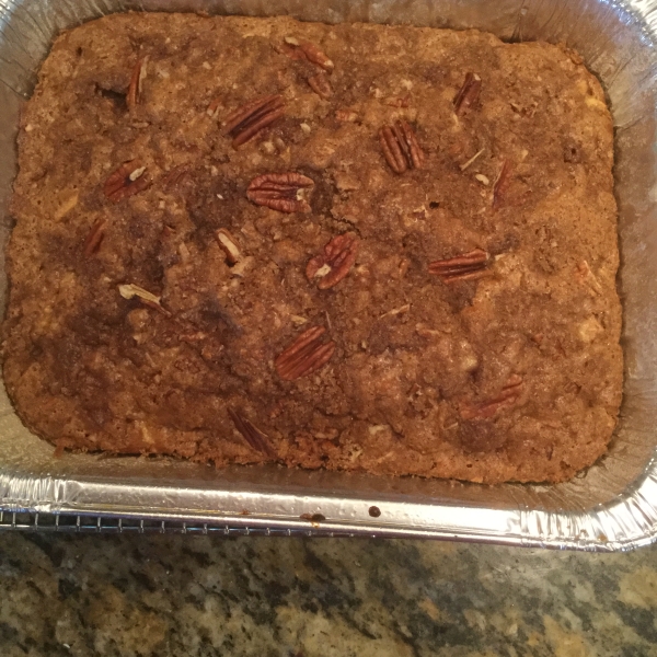 Mom's Prize-Winning Raw Apple Cake