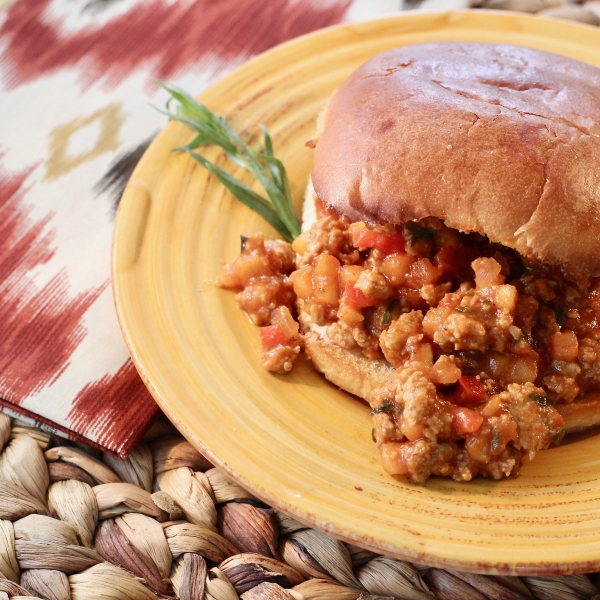 Apple-Tarragon Turkey Sloppy Joes