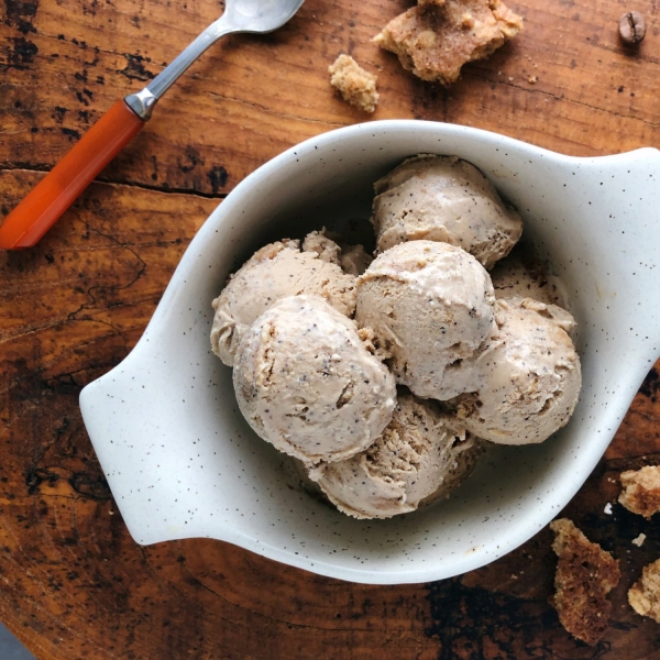 Oatmeal Cookie Latte Ice Cream