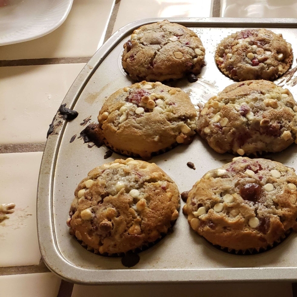 Raspberry-White Chocolate Chip Muffins