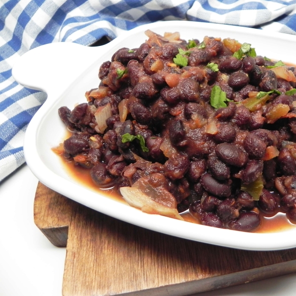 Vegan Spiced Black Beans for a Crowd