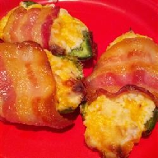 Bluezy's Stuffed Jalapenos with Bacon