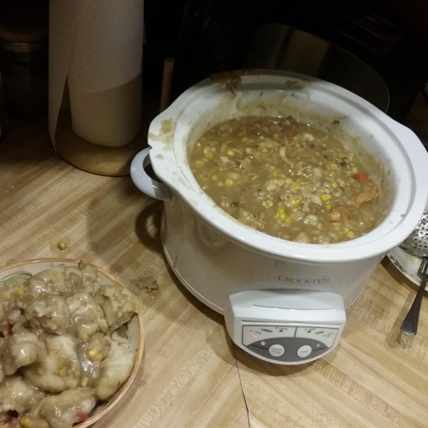 Slow Cooker Turkey Soup with Dumplings