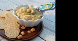 Macadamia Nut Pesto Hummus