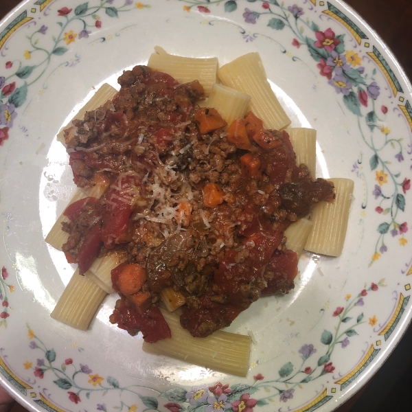 Hunt's® Beef and Mushroom Bolognese