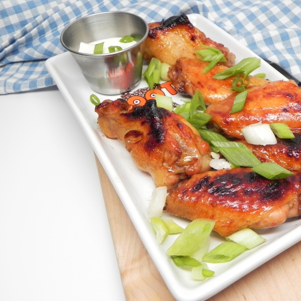 Spicy Balsamic-Glazed Chicken Wings