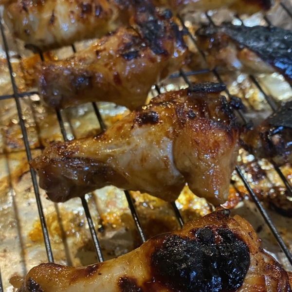 Spicy Balsamic-Glazed Chicken Wings