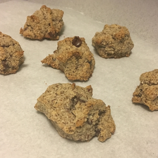 Grain-Free, Kid-Approved Chocolate Chip Cookies