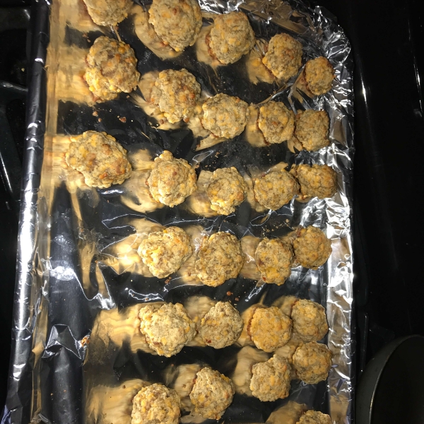 Easy Sausage Cheese Balls