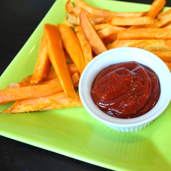 Easy Spicy Ketchup Dip for Sweet Potato Fries