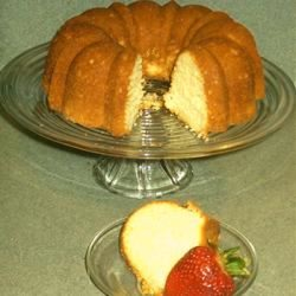 Buttermilk Pound Cake I