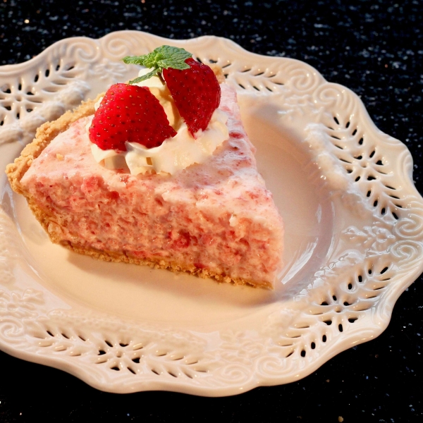 Strawberry Chiffon Pie