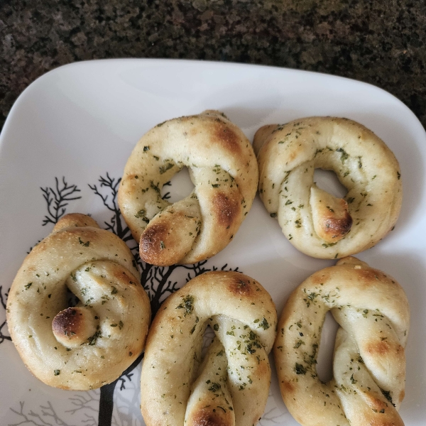 Two-Ingredient Dough Garlic Knots
