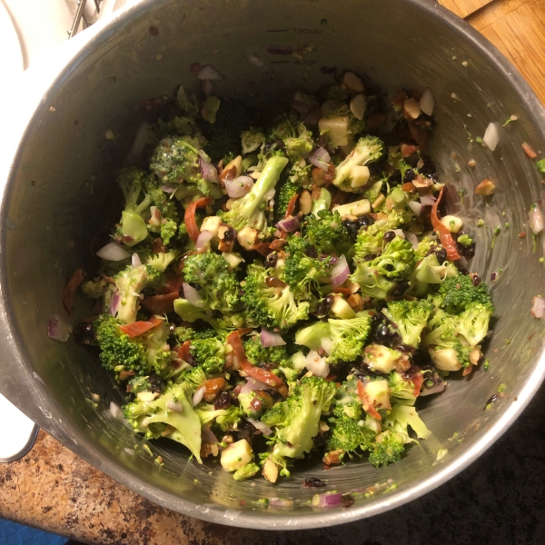 Creamy Broccoli Salad