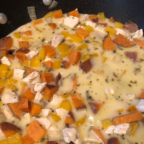 Green Curry Chicken with Yam in Coconut Milk