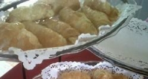 Quesitos (Puerto Rican Cheese-Stuffed Puff Pastry)