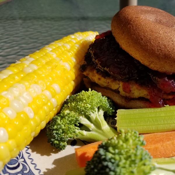 Thanksgiving Flavored Turkey Burgers