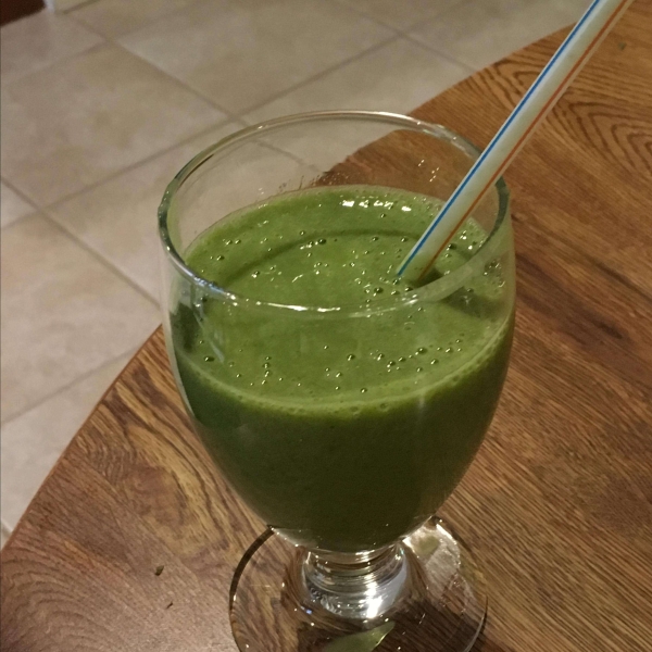 Quick Kale and Banana Smoothie