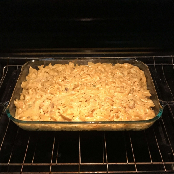 Easy Cheesy Tuna Noodle Casserole