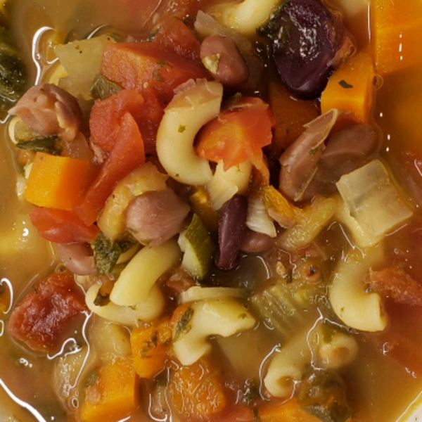 Slow Cooker Vegetarian Minestrone