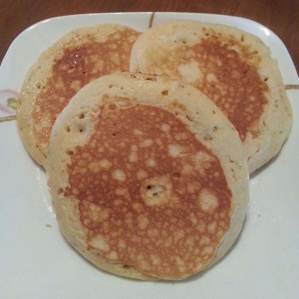 Fluffy Greek Yogurt Pancakes